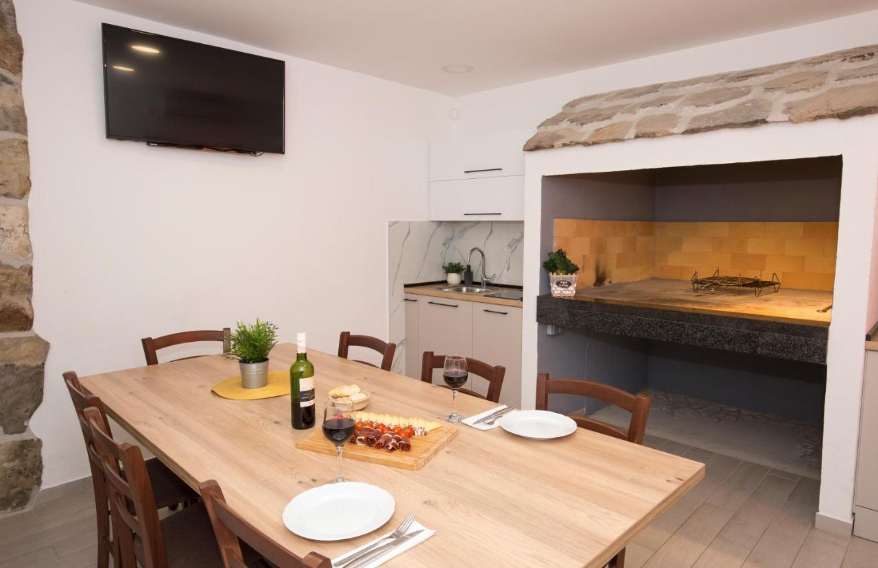 Apartment Maya Bellissima Tugare Eksteriør bilde