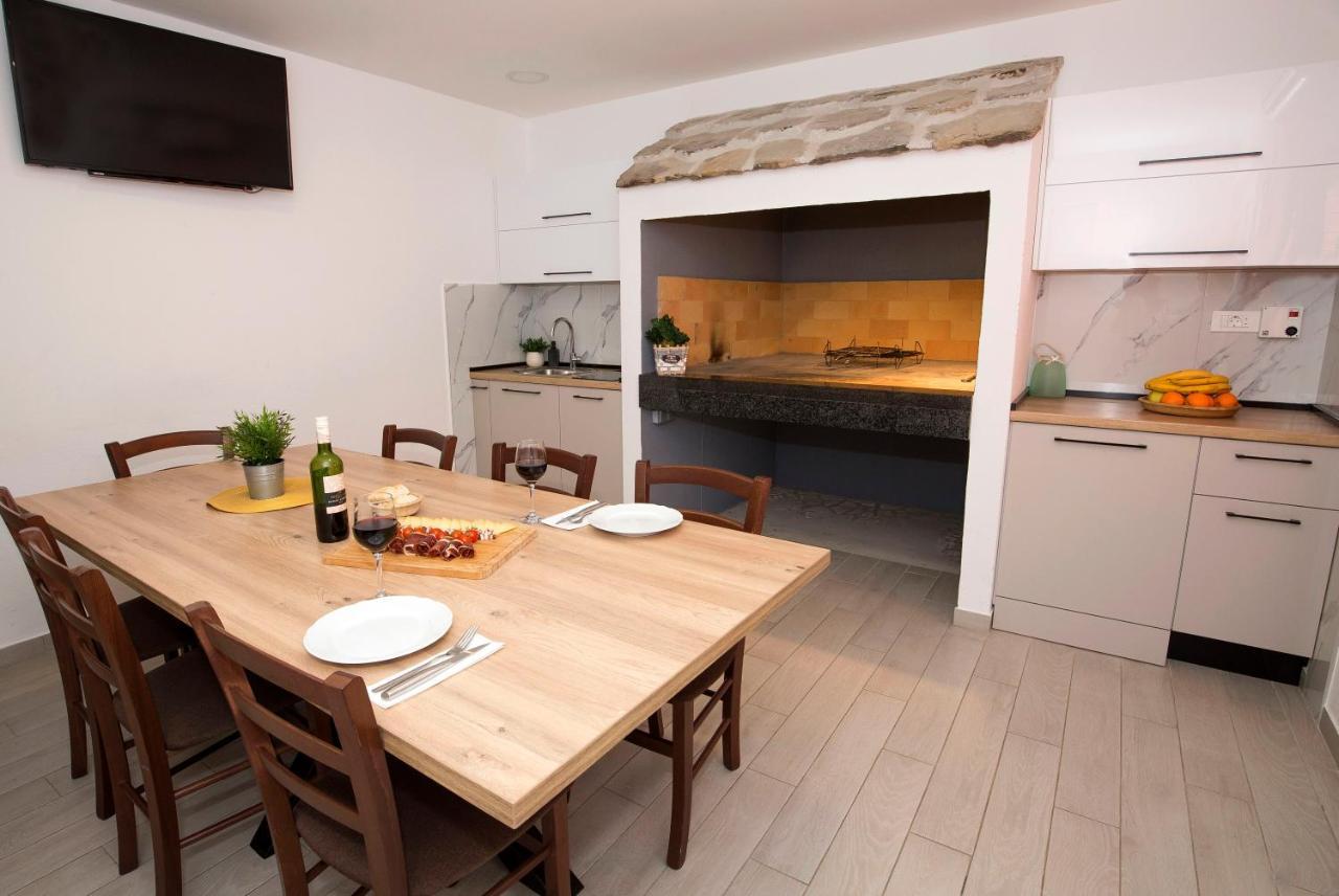 Apartment Maya Bellissima Tugare Eksteriør bilde
